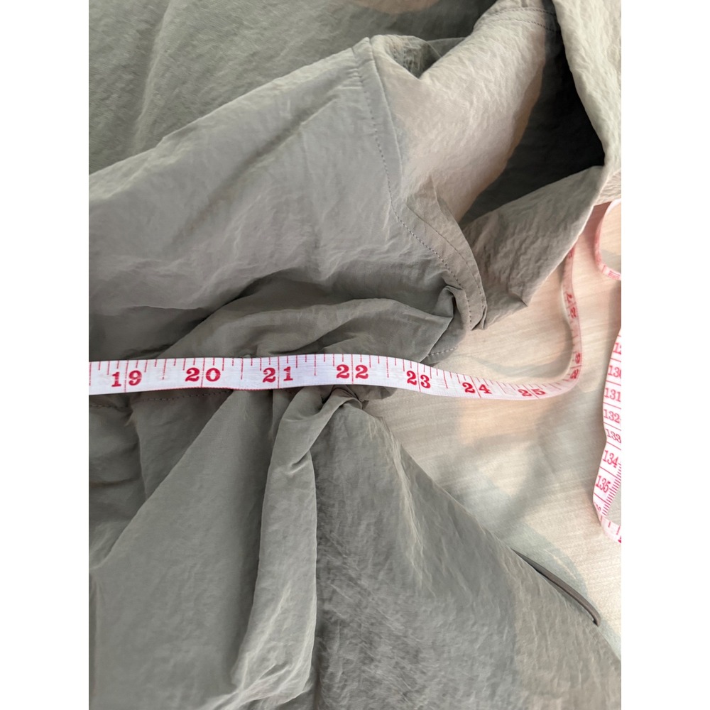 NWT Lululemon Lightweight Relaxed Fit Jacket High Neck Elastic Waist WarmAshGray - Picture 10 of 13
